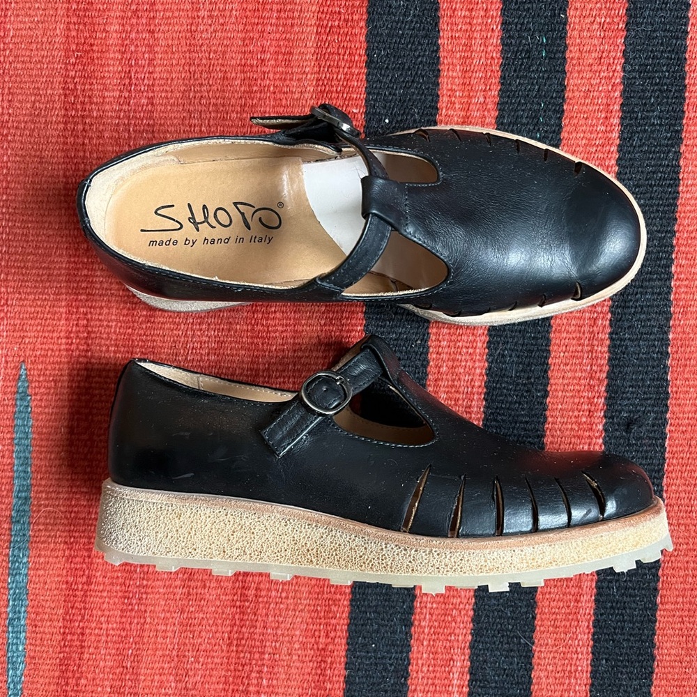 Black Leather Mary Jane Shoes